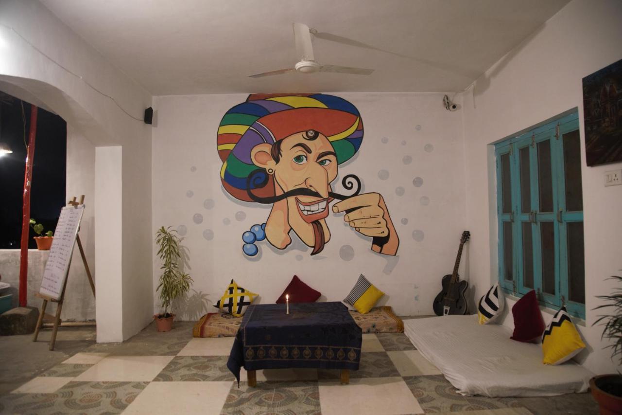 Moustache Khajuraho Hostel Buitenkant foto